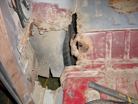 1988 Ford Bronco - ouch