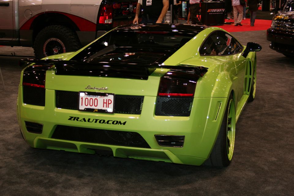 Green Lamborghini Gallardo rear view with 1000 HP plate