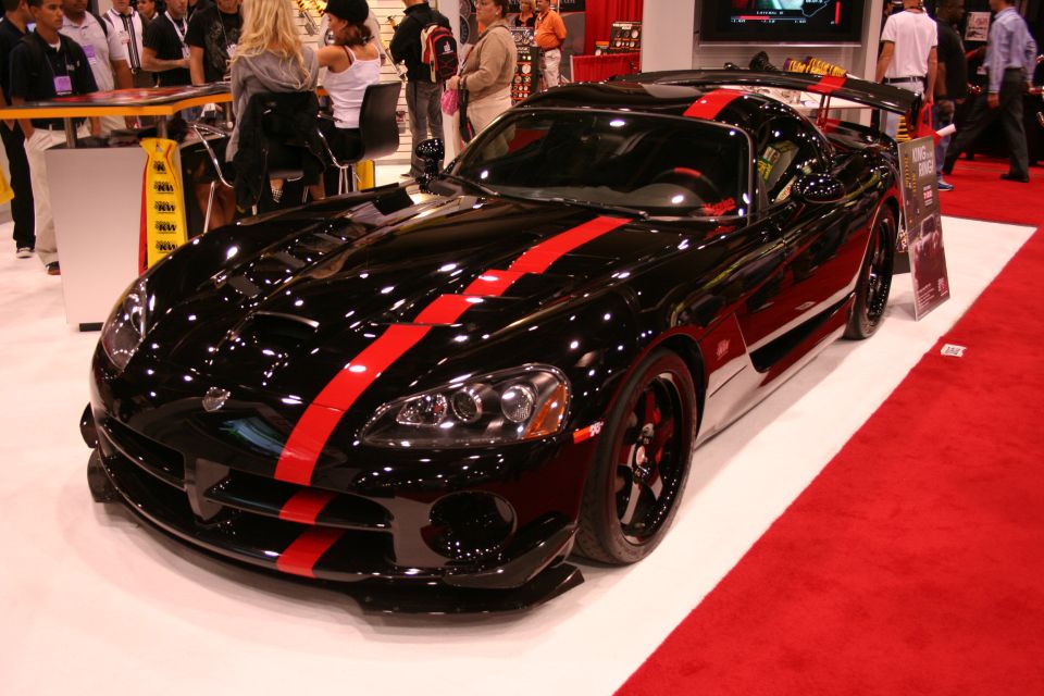 Black Dodge Viper with red stripe front three-quarter at show