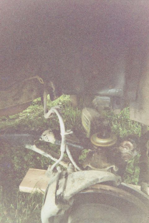 1995 Ford Bronco - Passenger side after removing the tire.