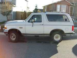 1993 Ford Bronco - Drivers Side View