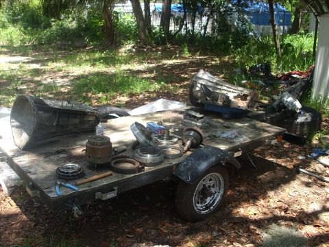 1992 Ford Bronco - 2 E4ODs, one torn down, other ready to tear down for parts........the one torn down will be the one i rebuild since it only has burnt clutc…