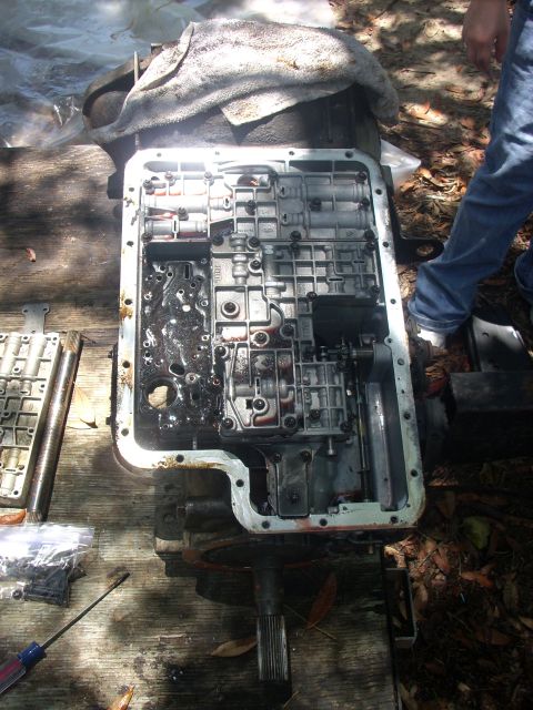 1992 Ford Bronco - see, next will be the accumulator body, youll need a 10mm & 8mm socket