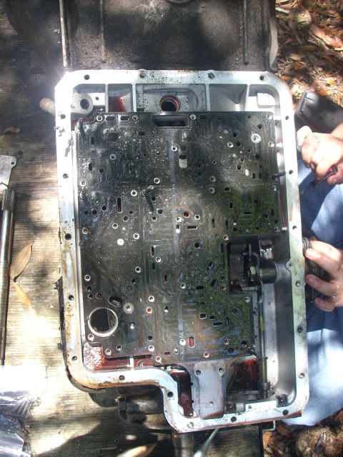 1992 Ford Bronco - now the seperator plate and 2 gaskets can be removed