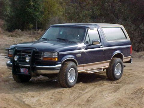 1995 Ford Bronco - The rest of the pics are from early '03. You can see how much it's changed in the 4 years I've had it...