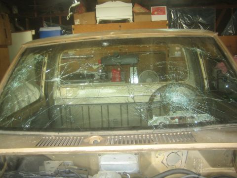 1990 Ford Bronco - I had to get what he mess up trying to get out.