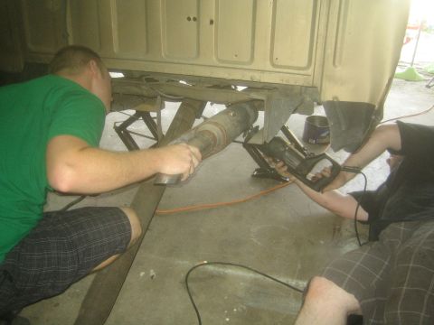 1990 Ford Bronco - Cutting off the exhaust.
