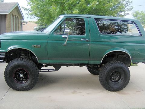 1990 Ford Bronco photo