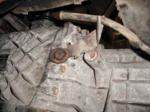 1988 Ford Bronco - neat thing that with a little modification the t-case breather tube fits in the holes for a manual t-case shifter mount