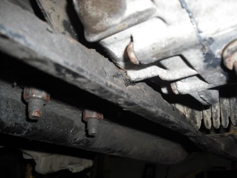 1988 Ford Bronco - 1/8th of an inch of clearance there, perfect fit