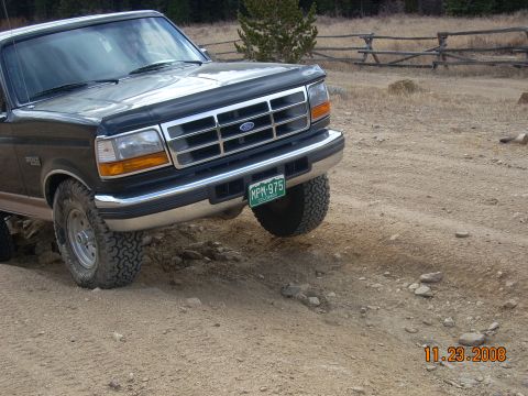 2004 Ford Ranger - This 1992 Ford F-150 pickup truck navigates an off-road trail.