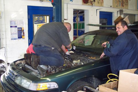 2001 Ford Crown Victoria - Getting closer...