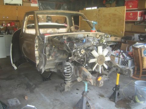 1990 Ford Bronco - Radiator removed.