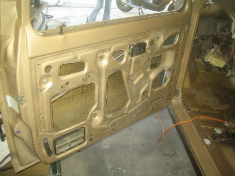 1990 Ford Bronco - Doors gutted