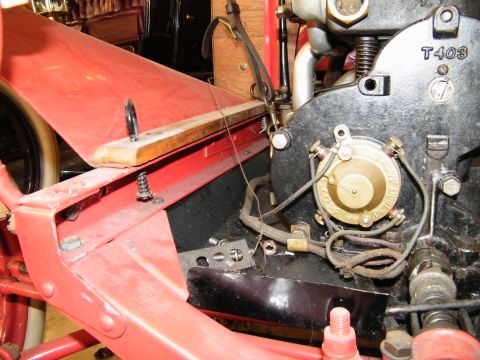 1909 Ford Model T - Close-up of a 1909 Ford Model T engine, showing the T403 marking and a Detroit Lubricator component.