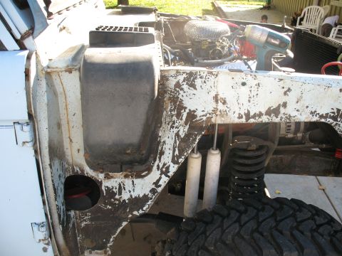 1976 Ford Bronco - Factory airbox bad design