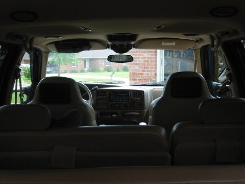 2000 Ford Excursion photo