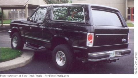 1991 Ford Bronco - Nice Angle