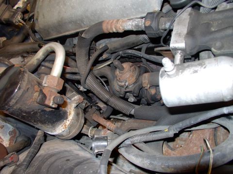 1990 Lincoln Town Car - This is the passenger's side. There really is a manifold under all that tubing......really there is.