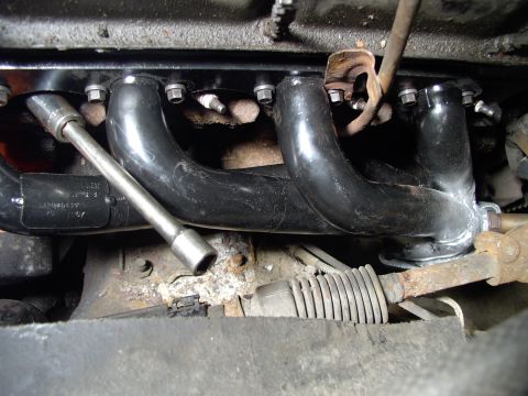 1990 Lincoln Town Car - If anything, I'd say these PaceSetter headers actually improve plug access on 90's
