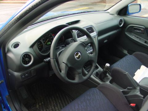 2003 Subaru Impreza photo
