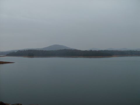 1995 Ford Bronco - rainy morning at lake nottely