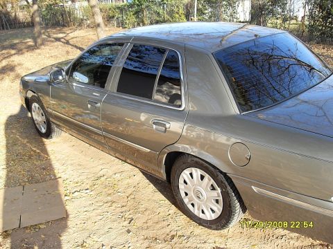 2004 Mercury Marquis “the marq”