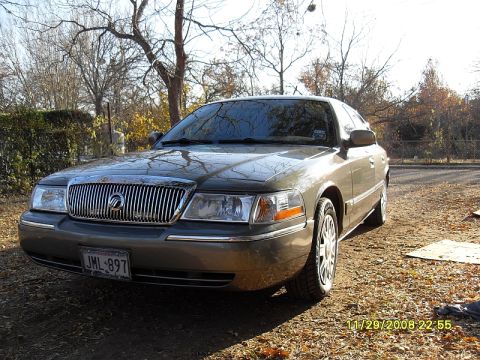 2004 Mercury Marquis “the marq”
