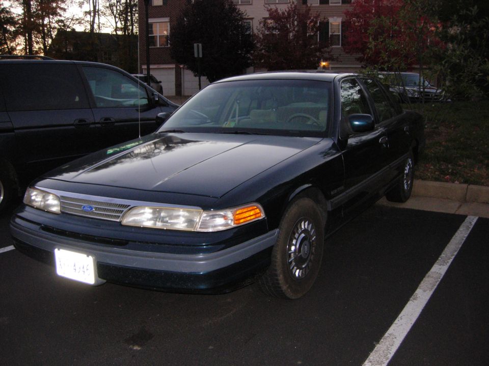 1994 Ford Crown Victoria “Vickie”
