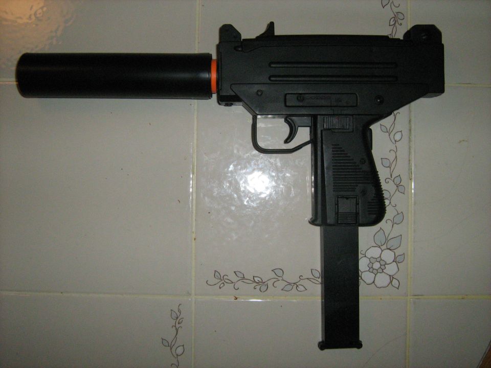 Electric MAC10 with Mock Silencer