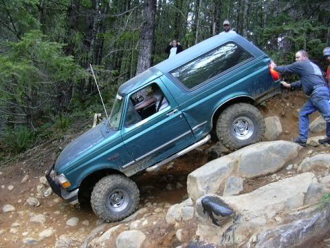 1991 Ford Bronco - I'll just push it over...