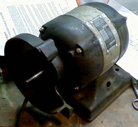 1995 Ford Bronco - An electric motor with a Dunlap label is shown, not a 1995 Ford Bronco.