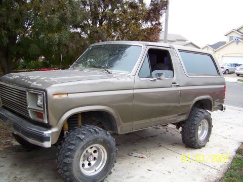 1985 Ford Bronco photo