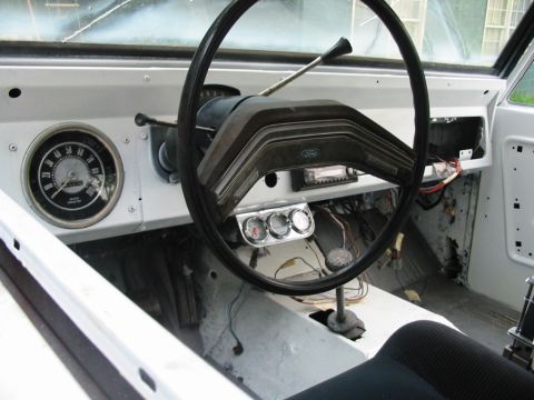 1977 Ford Bronco - TILT WHEEL