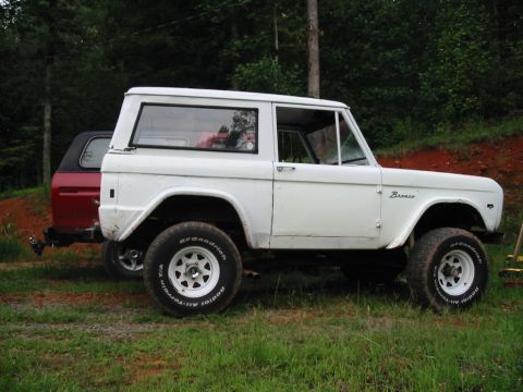 1977 Ford Bronco - PASSENGER