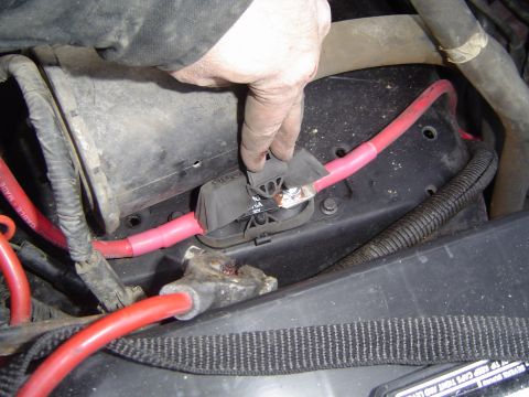 1991 Ford Bronco - Installed the monster fuse and 2g cables