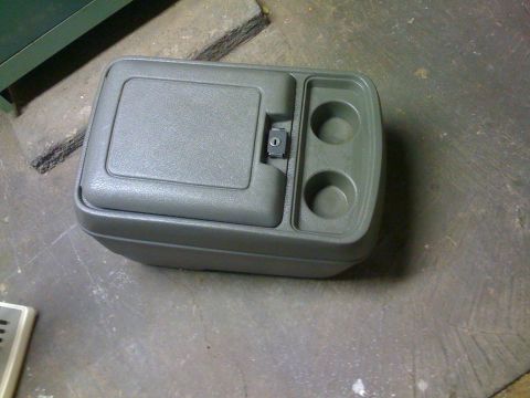 1984 Ford F-250 - 80/91 Gray center console