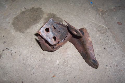 1990 Ford Bronco - This was the passenger side radius arm mount... Big time rot :(