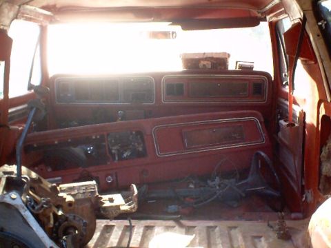 1978 Ford Bronco - Stage 1 Interior is rough and will be made new. came with a free spare dash though. pic 3
