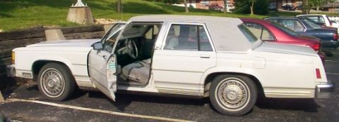 1986 Ford LTD Crown Victoria photo