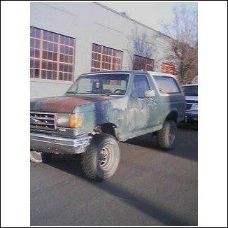 1989 Ford Bronco - bronco on 32's after lift