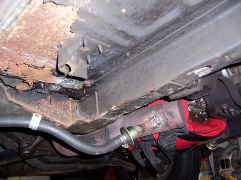 1975 Ford Granada - vacuum evacuation system to header