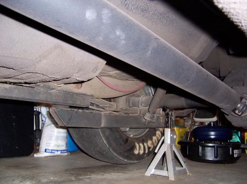 1975 Ford Granada - nice shot of the traction bars