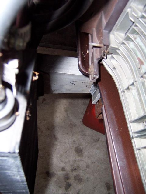 1975 Ford Granada - another shot of the aluminum front bumper mount/support