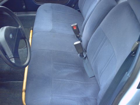 1986 Ford Taurus - benchseat