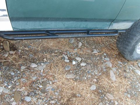 1989 Ford Bronco - tested sliders 1