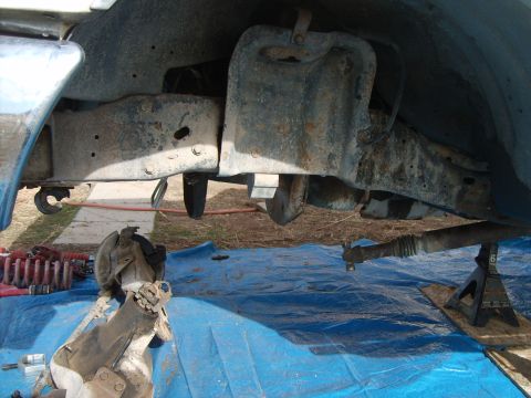 1989 Ford Bronco - bare front end