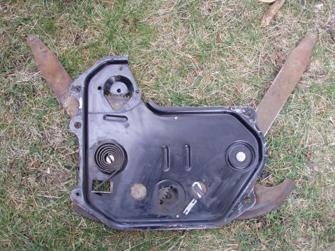 1992 Ford Bronco - back side of internal swing arms. nicely cleaned up.