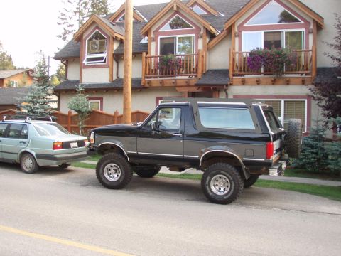 1992 Ford Bronco photo