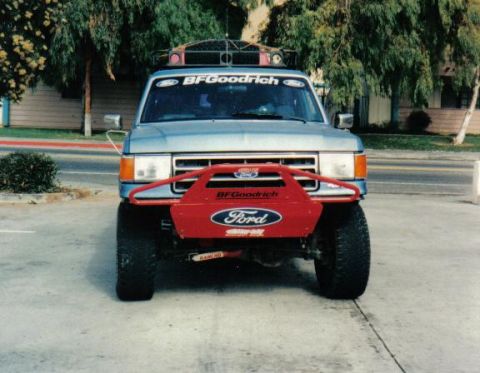 1989 Ford Bronco - TJ before the start of the 1995 Baja 1000, chasing for Mike Jakobson in class 5.
